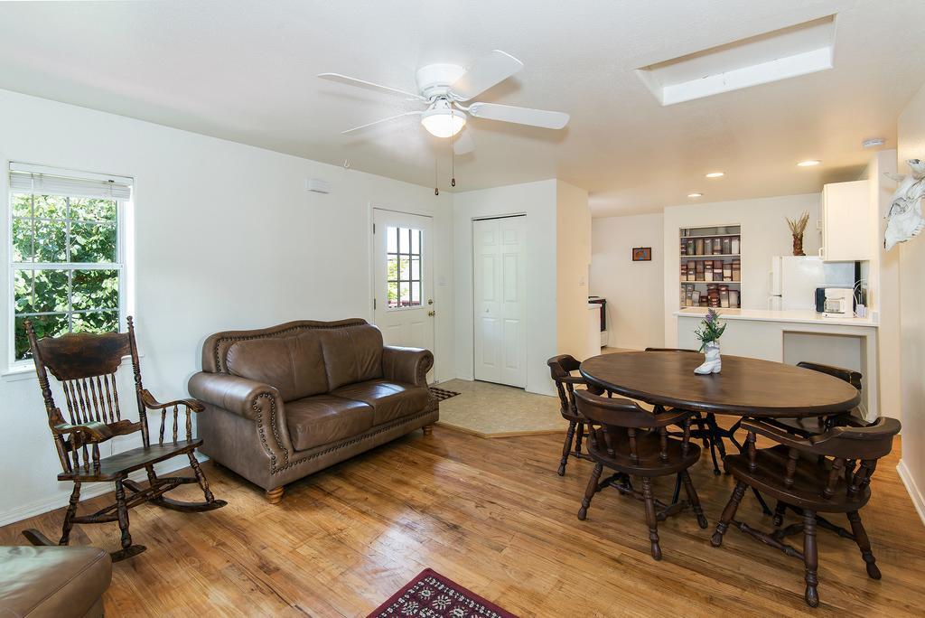 Virginia City Inn מראה חיצוני תמונה